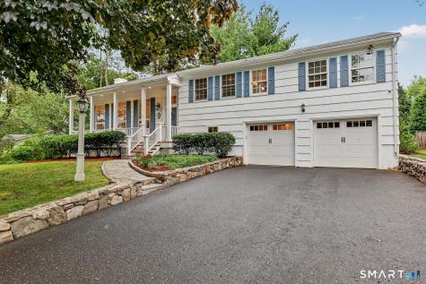 10 Old Field Place Norwalk CT 06853