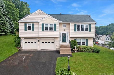 245 Kendall Circle Waterbury CT 06708