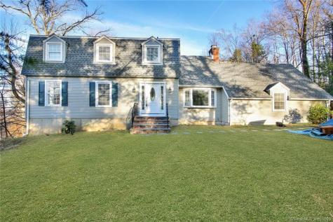 15 Chestnut Hill Drive New Fairfield CT 06812