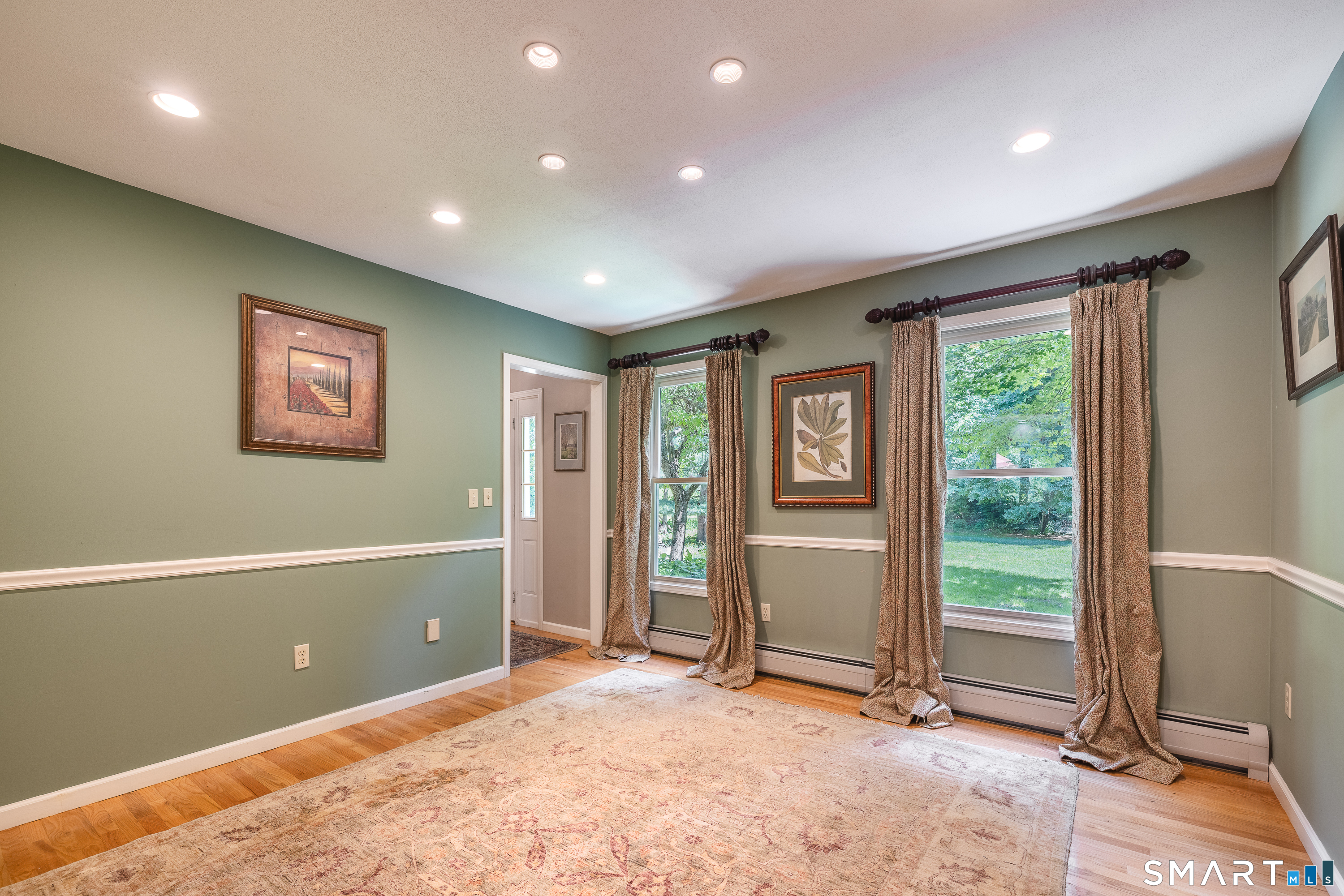17 Sweet Meadow Road Newtown CT 06470