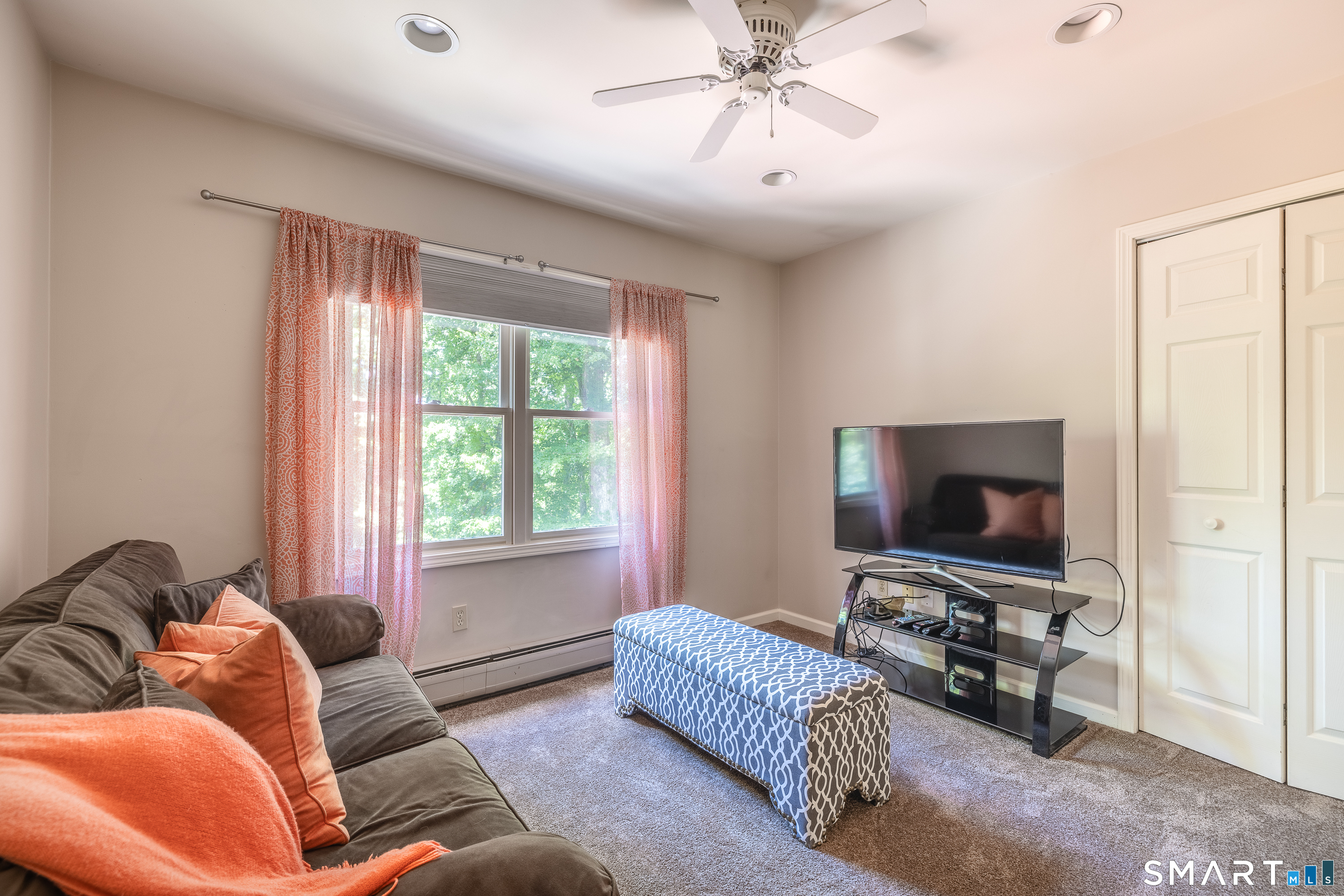 17 Sweet Meadow Road Newtown CT 06470