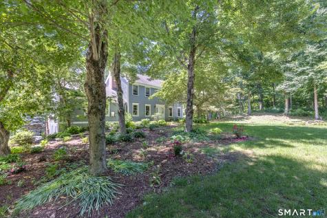 17 Sweet Meadow Road Newtown CT 06470