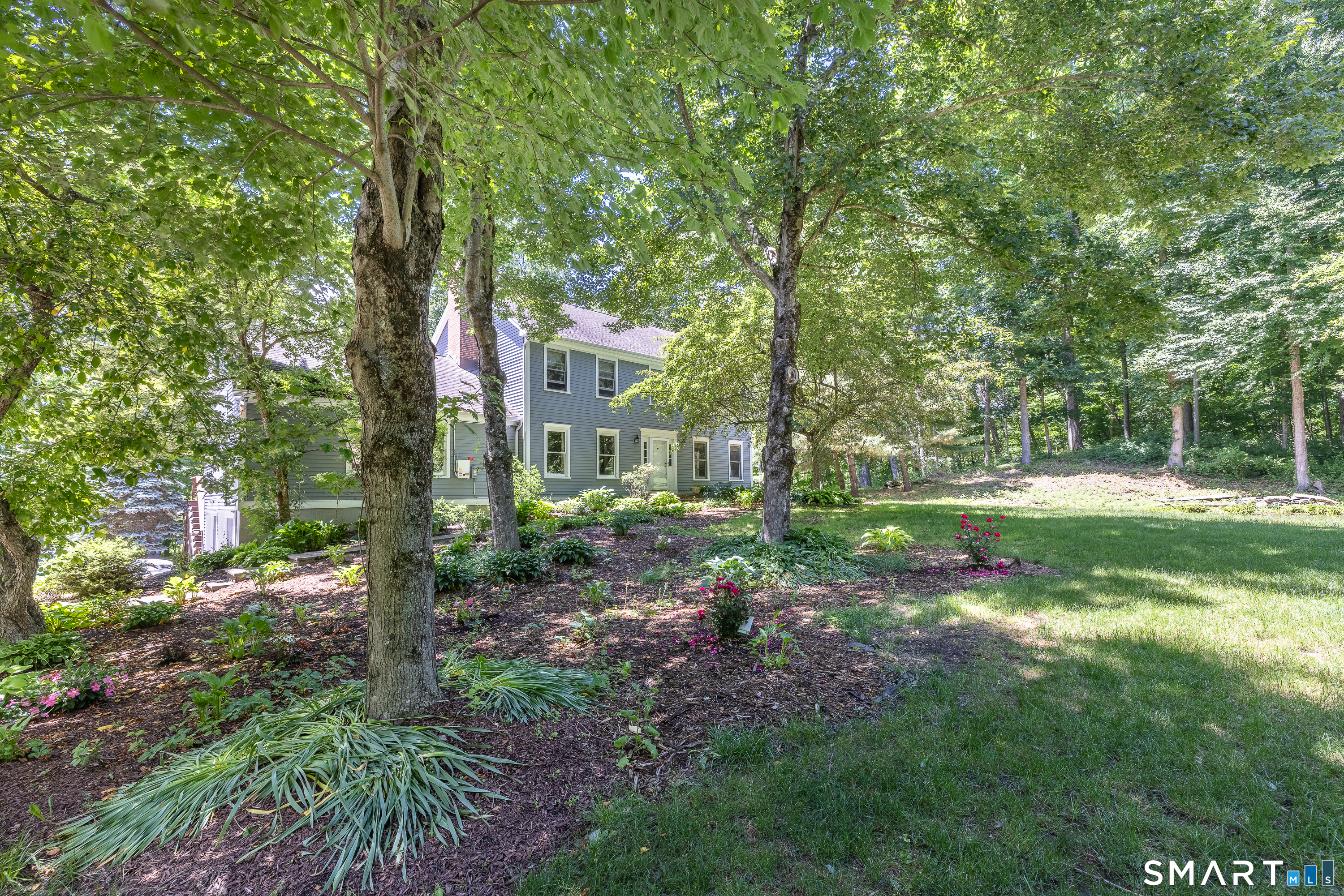 17 Sweet Meadow Road Newtown CT 06470