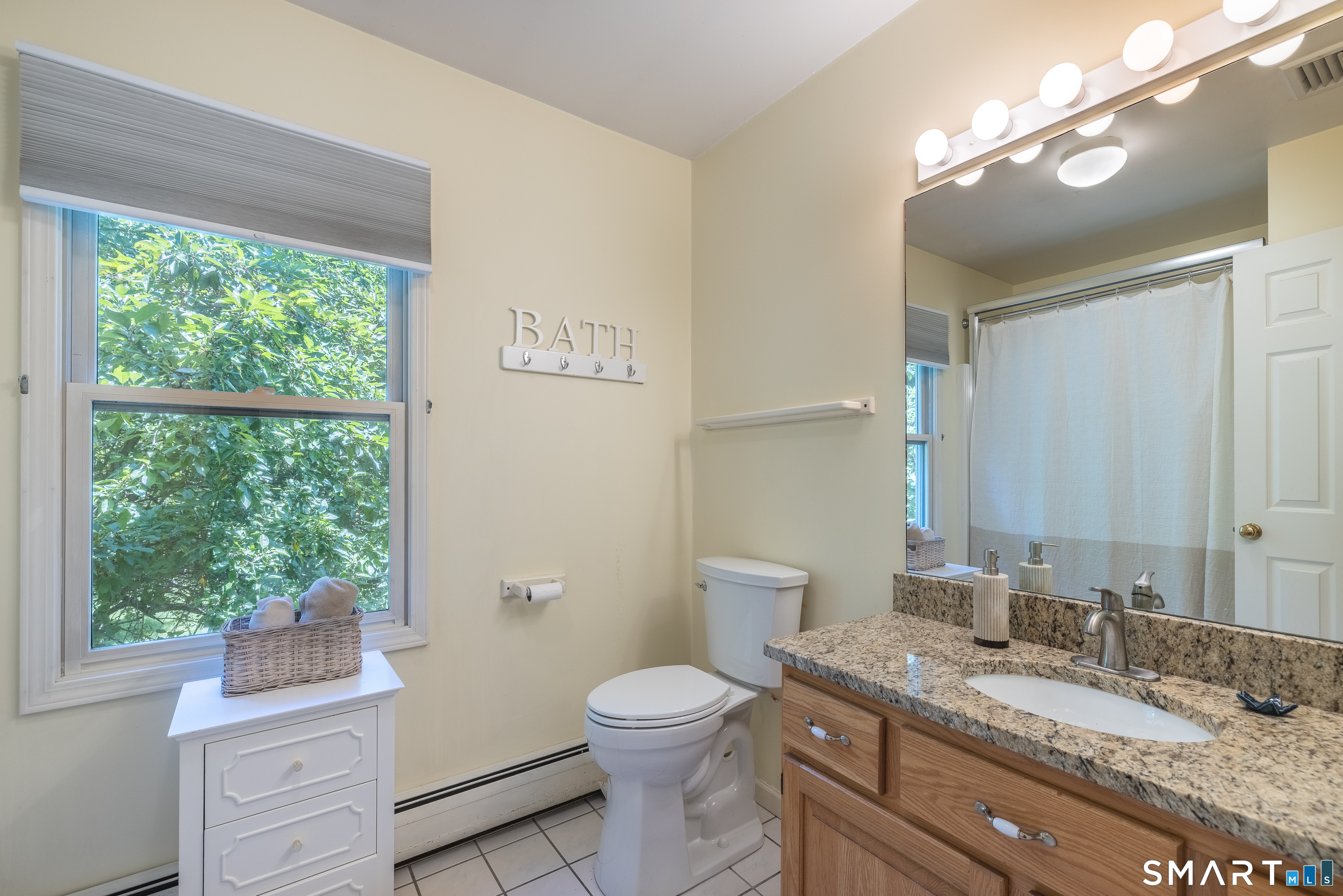 17 Sweet Meadow Road Newtown CT 06470