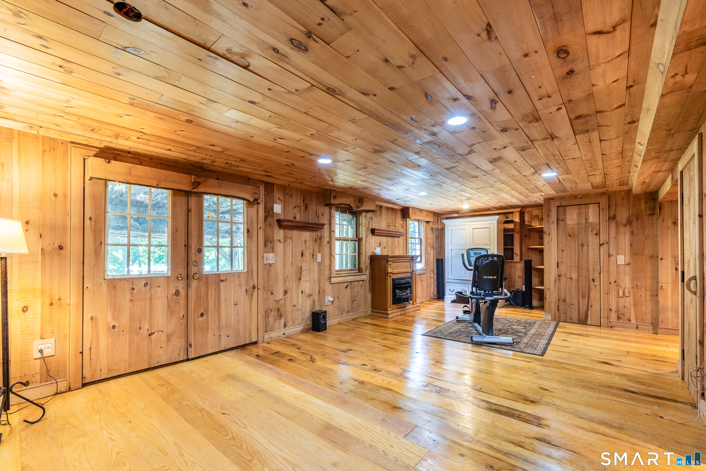 17 Sweet Meadow Road Newtown CT 06470