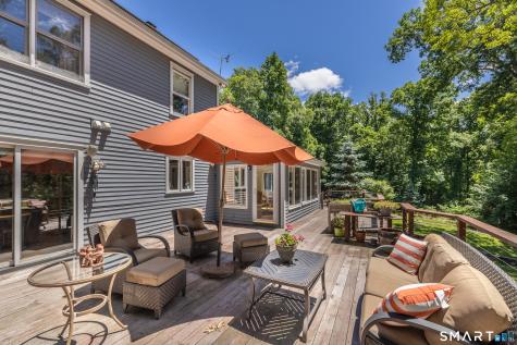 17 Sweet Meadow Road Newtown CT 06470