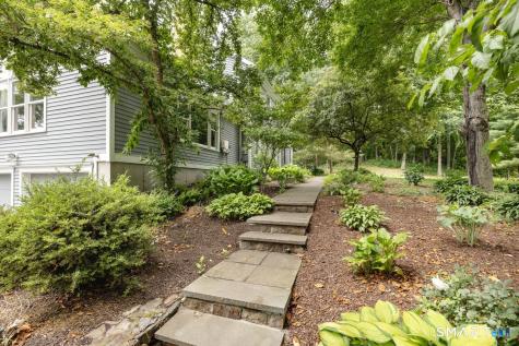 17 Sweet Meadow Road Newtown CT 06470