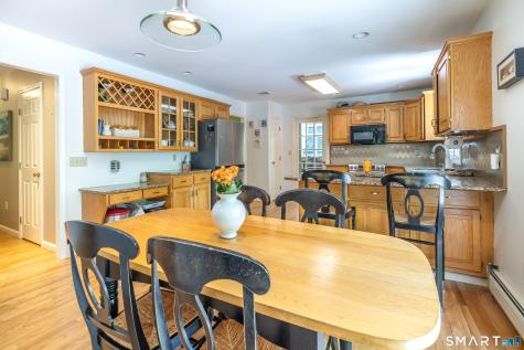 17 Sweet Meadow Road Newtown CT 06470