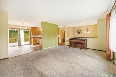 148 Thistle Lane Southington CT 06489