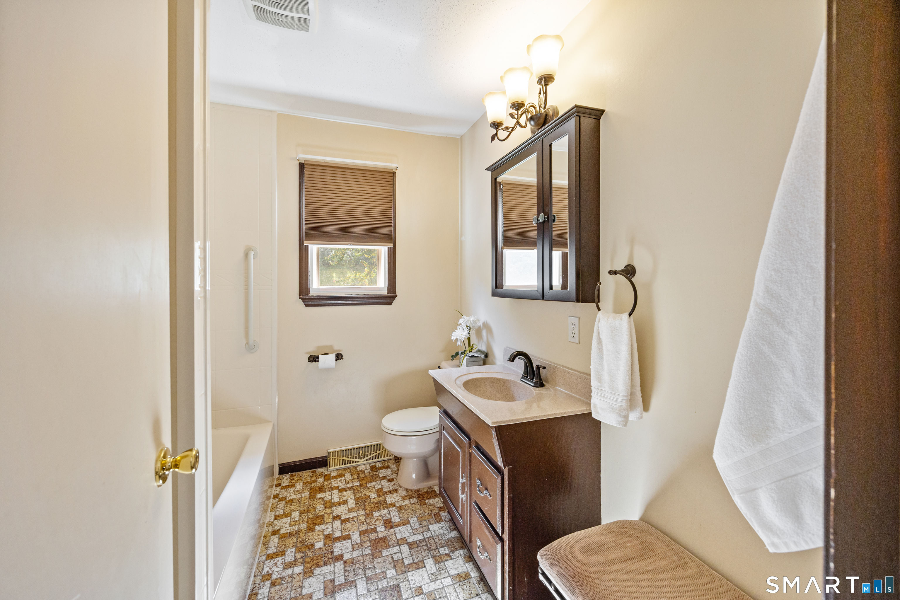 148 Thistle Lane Southington CT 06489