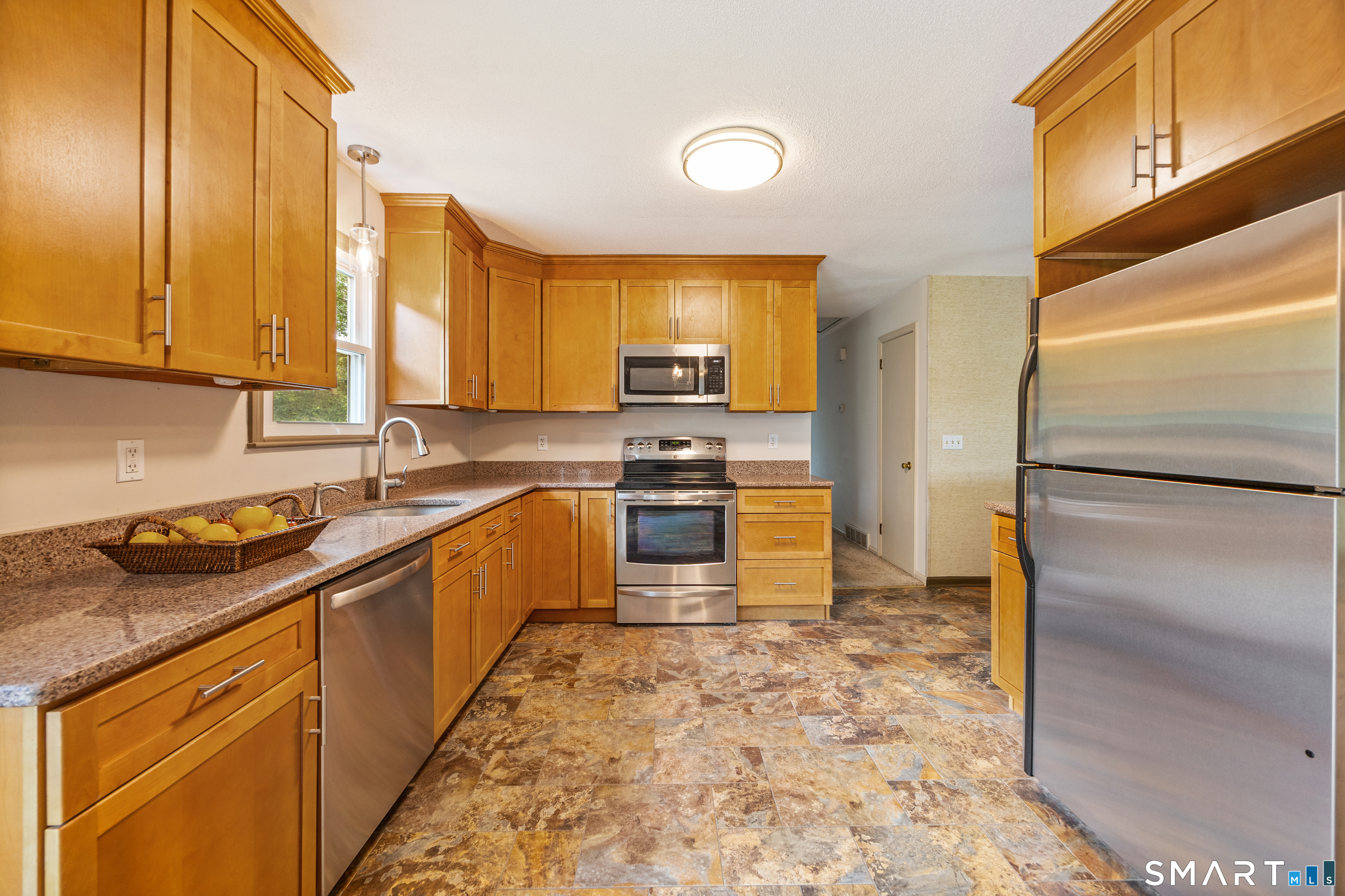 148 Thistle Lane Southington CT 06489