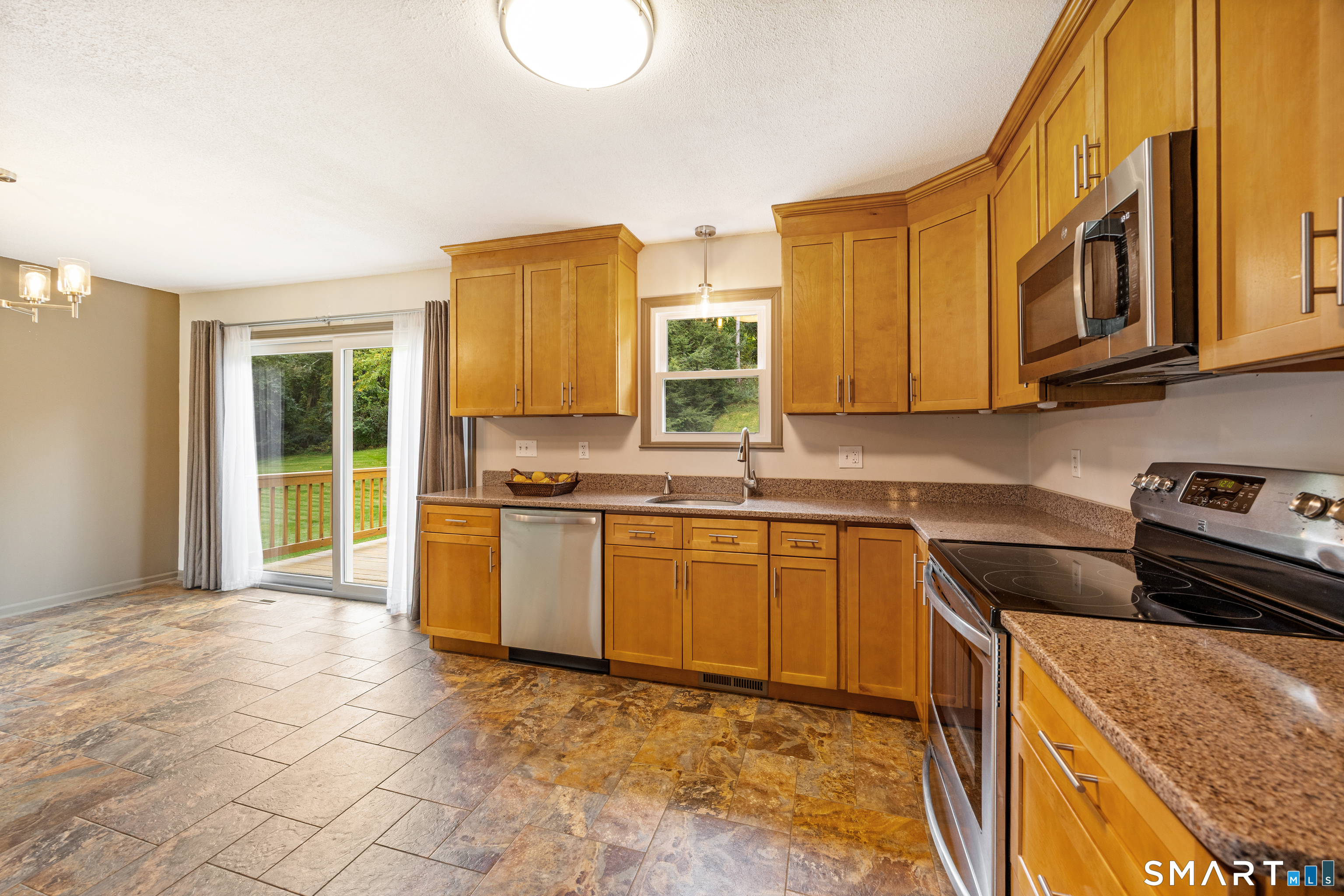 148 Thistle Lane Southington CT 06489