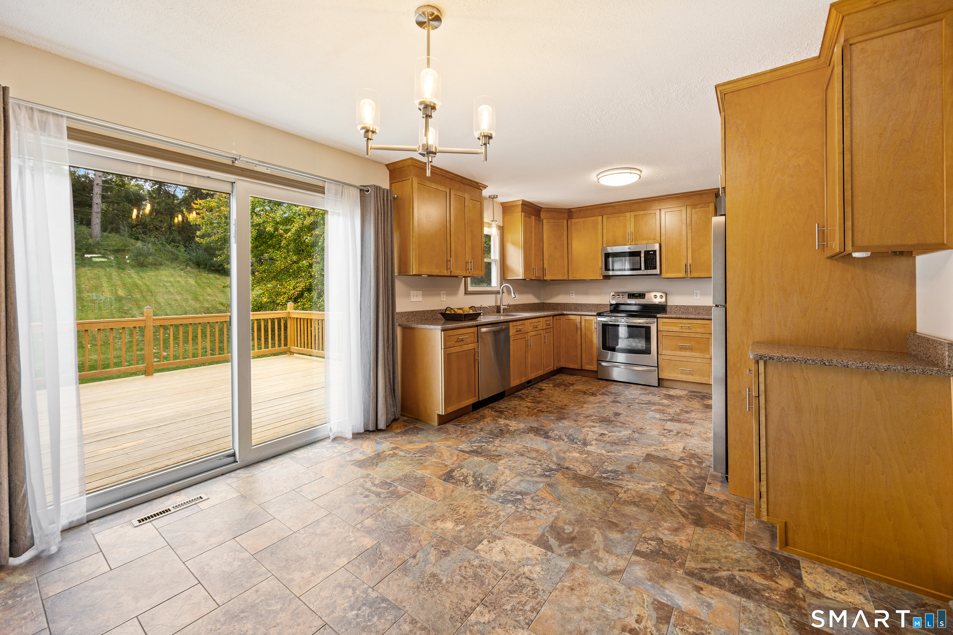 148 Thistle Lane Southington CT 06489