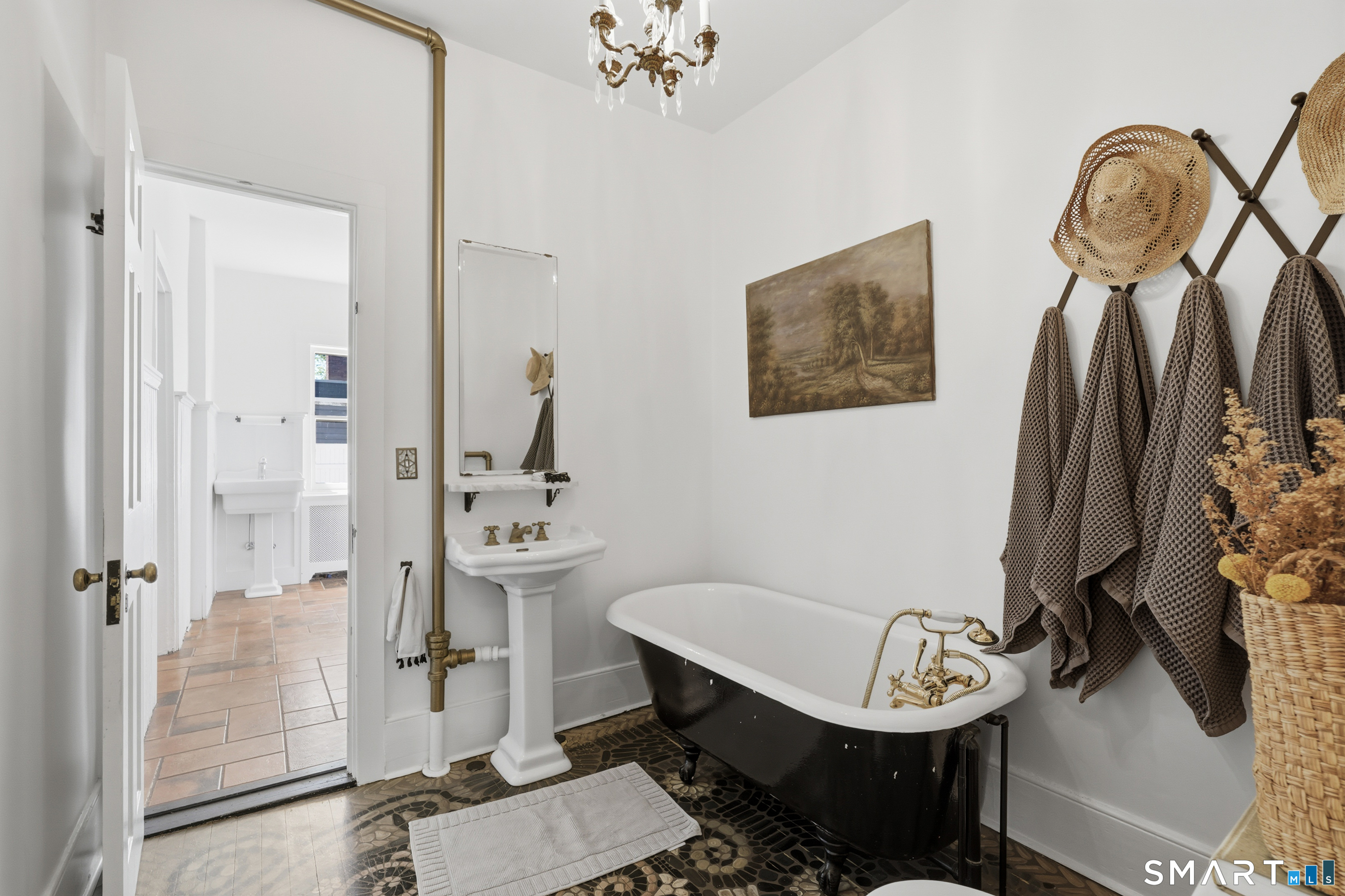 33 Mead Avenue Greenwich CT 06807