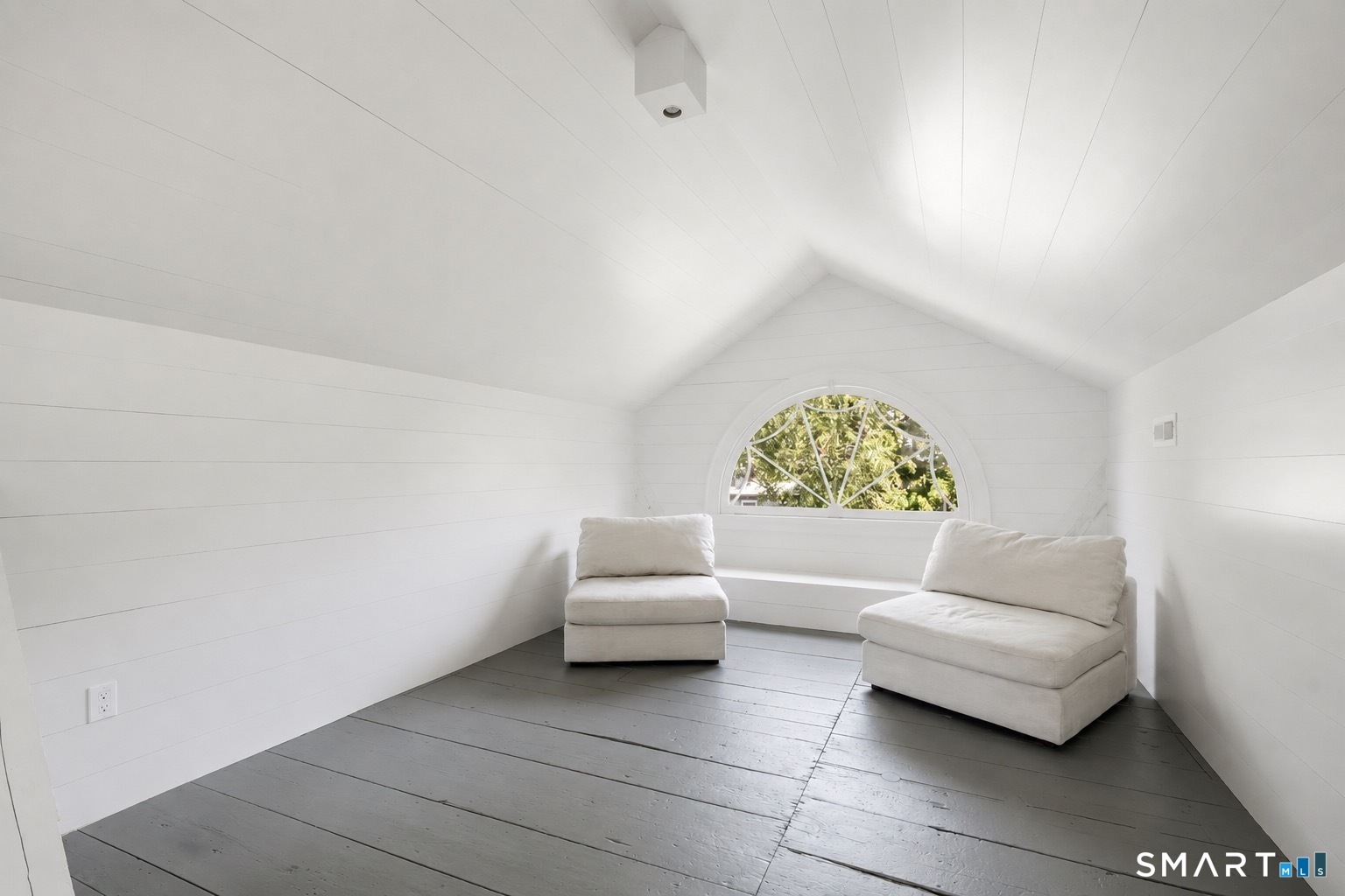 33 Mead Avenue Greenwich CT 06807