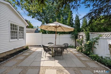 33 Mead Avenue Greenwich CT 06807