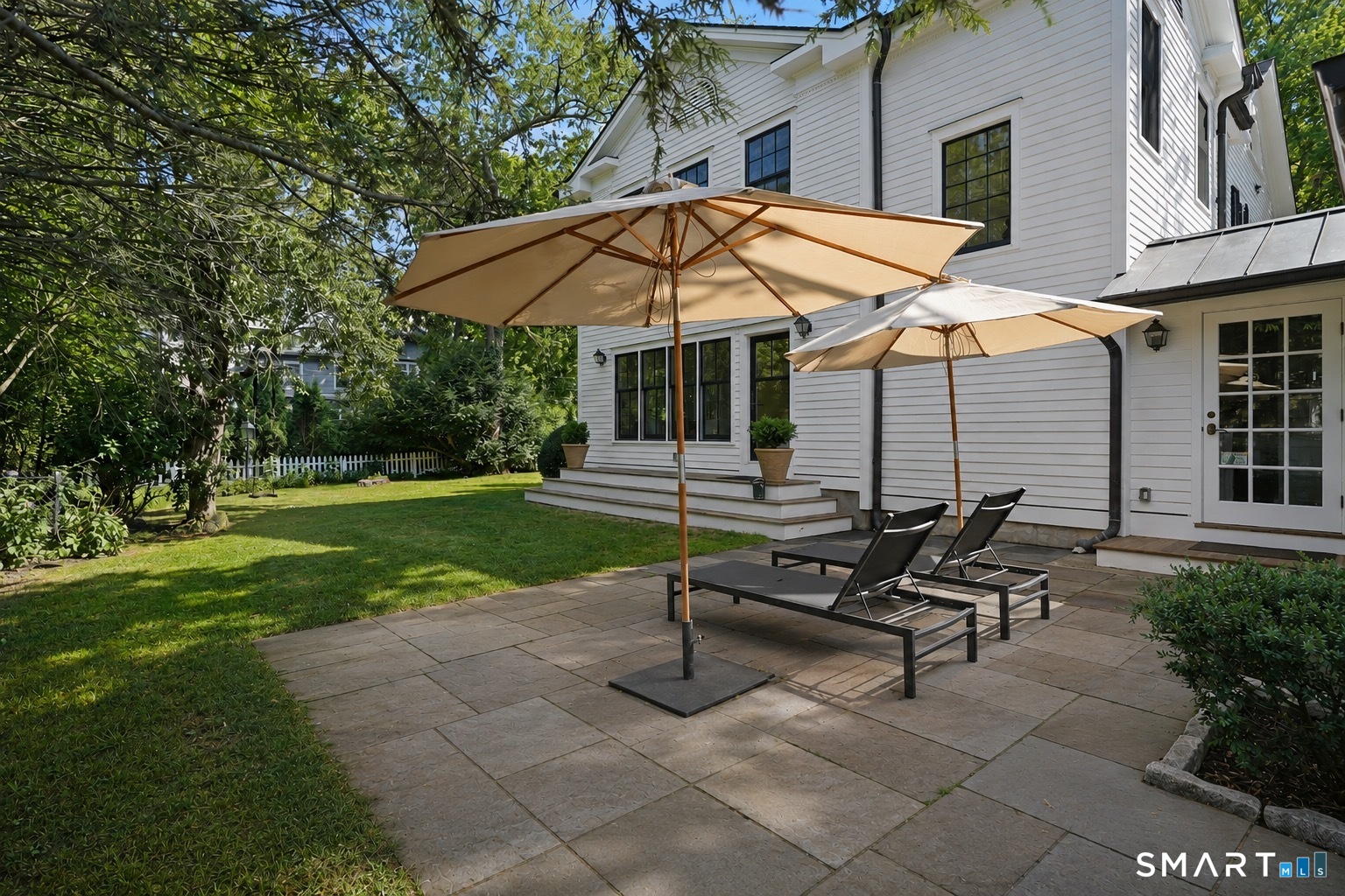 33 Mead Avenue Greenwich CT 06807