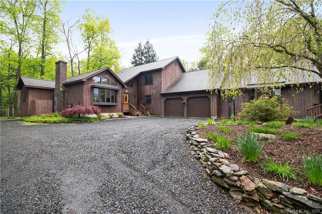 9 Deep Woods Lane New Milford CT 06776