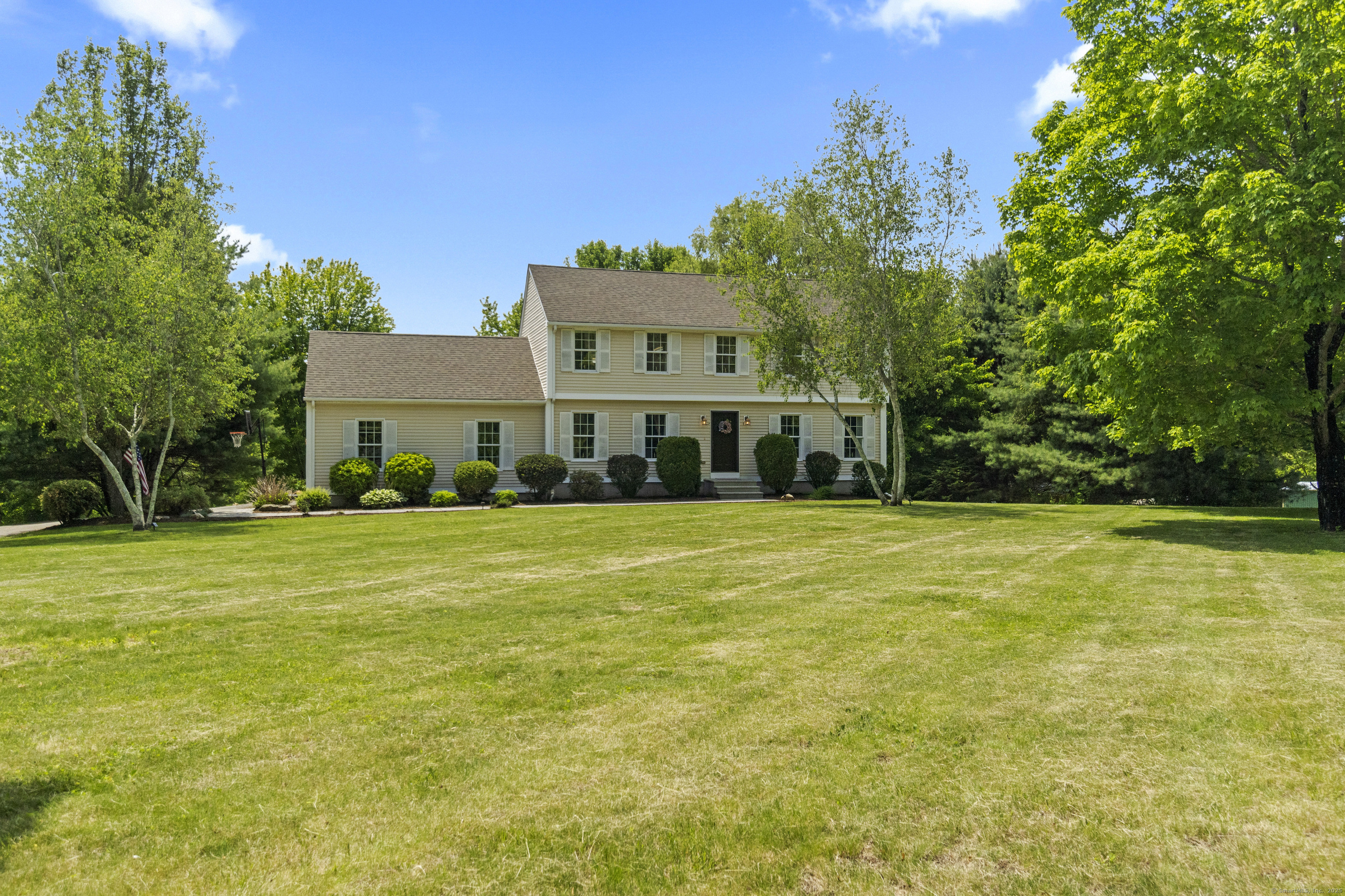 860 Norwich Avenue Colchester CT 06415