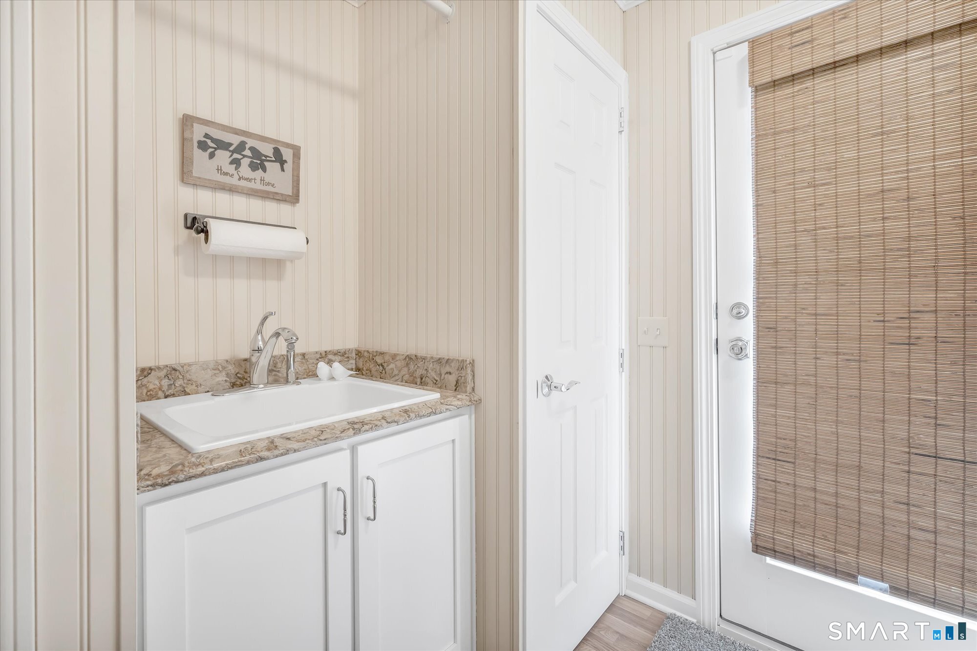 8 Woodland Park Shelton CT 06484