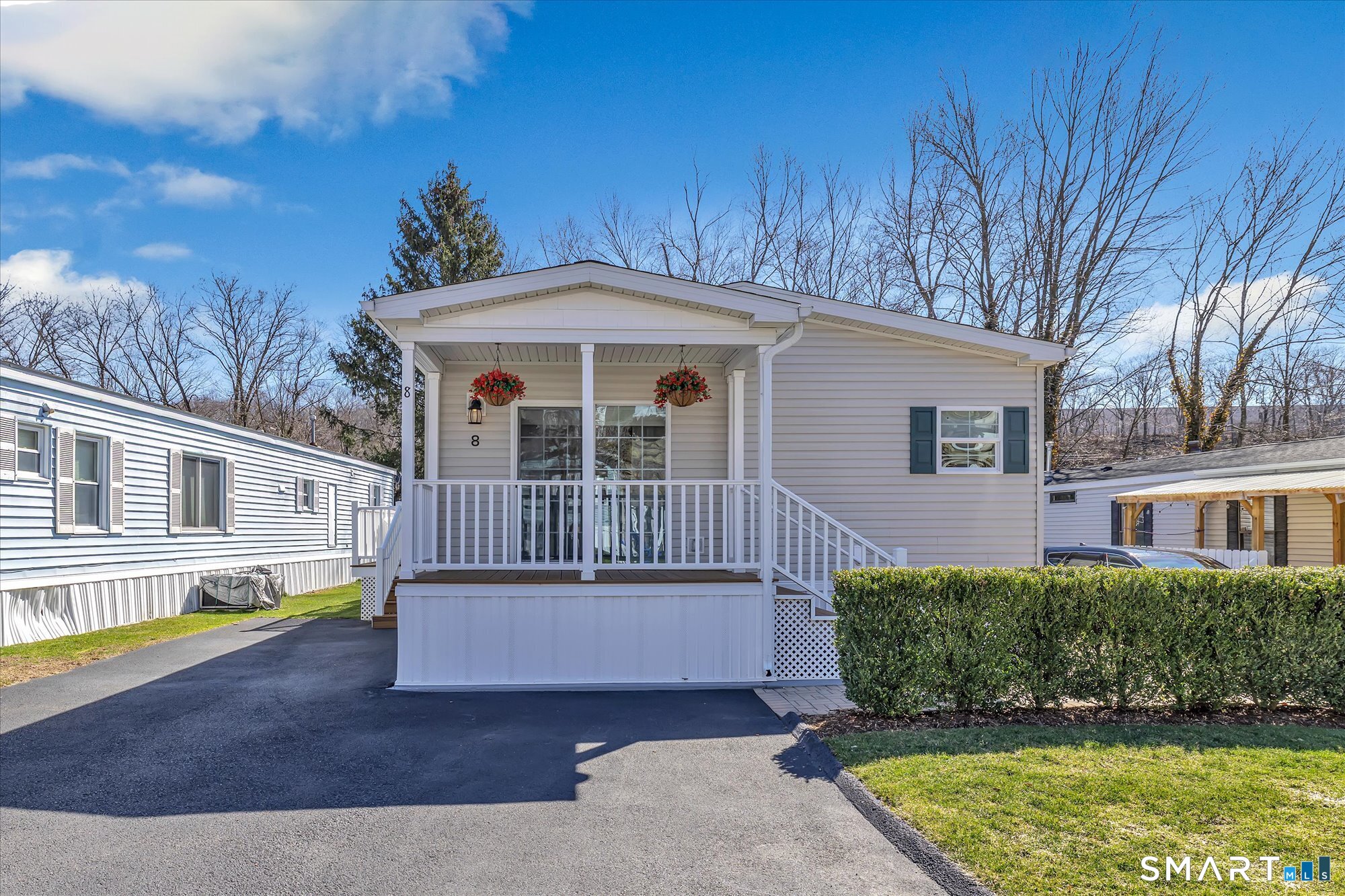 8 Woodland Park Shelton CT 06484