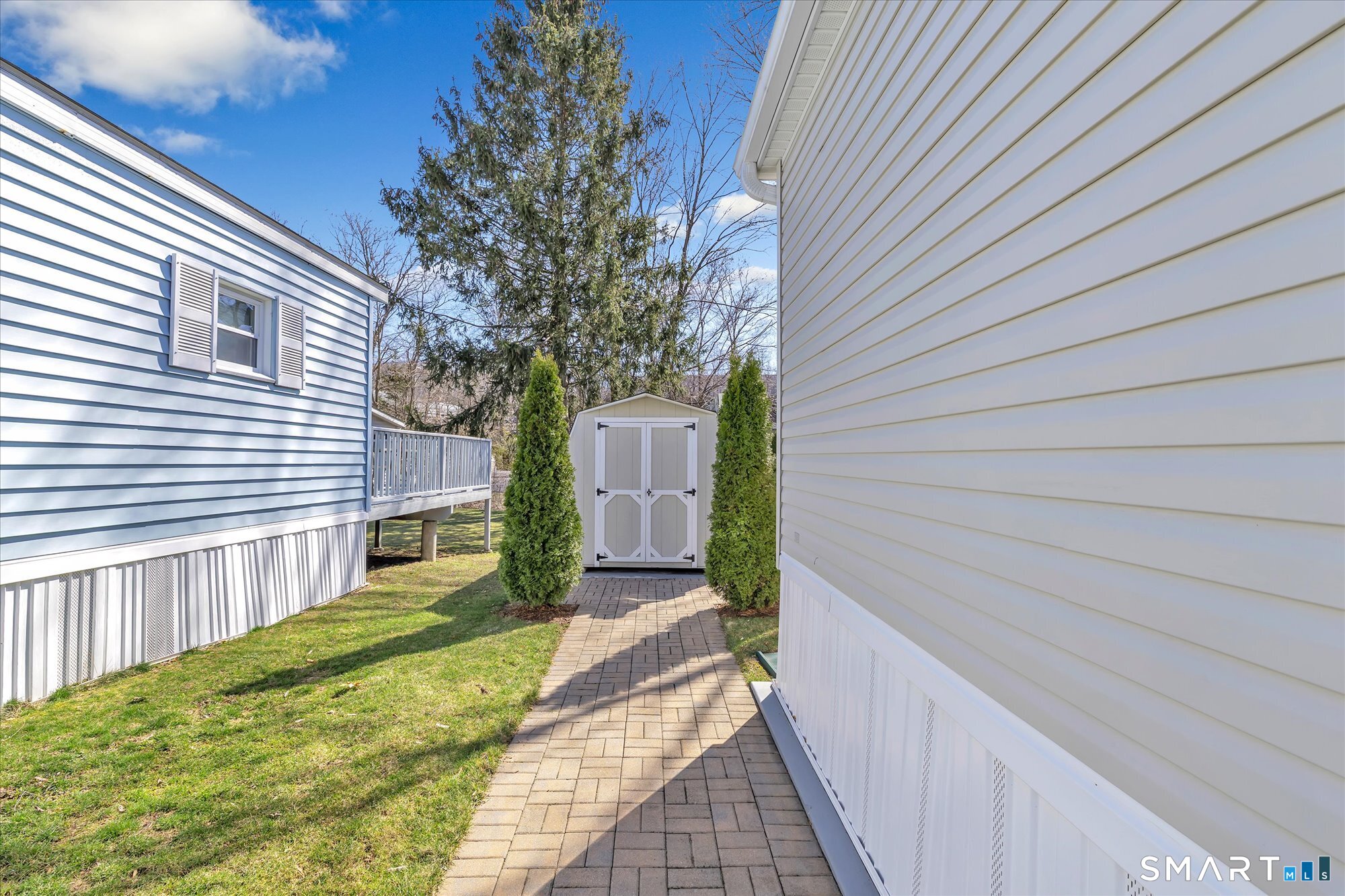 8 Woodland Park Shelton CT 06484