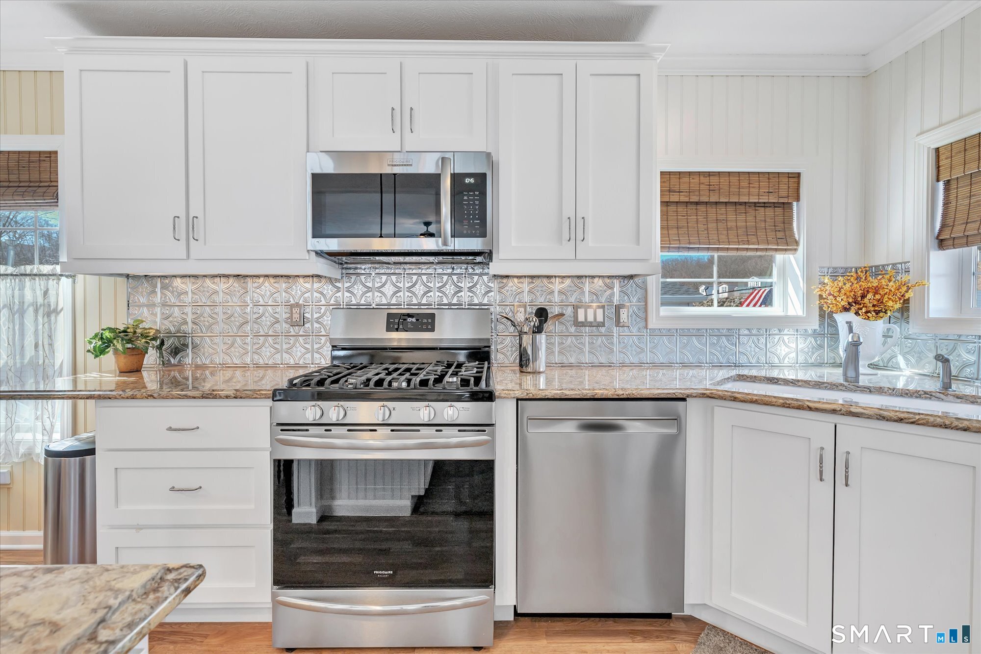 8 Woodland Park Shelton CT 06484