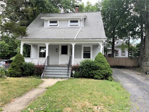 8 White Oak Lane Waterbury CT 06705