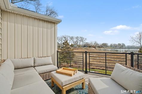 25 Harbor Street Branford CT 06405