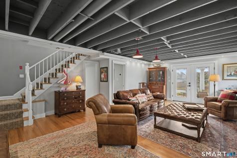 25 Harbor Street Branford CT 06405