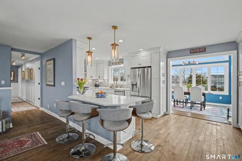 25 Harbor Street Branford CT 06405