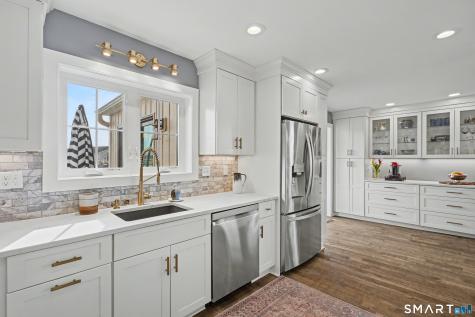 25 Harbor Street Branford CT 06405