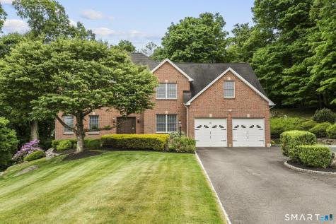12 Logans Way Danbury CT 06811