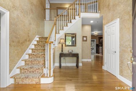12 Logans Way Danbury CT 06811