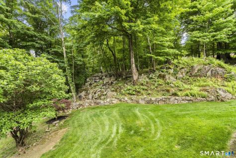 12 Logans Way Danbury CT 06811