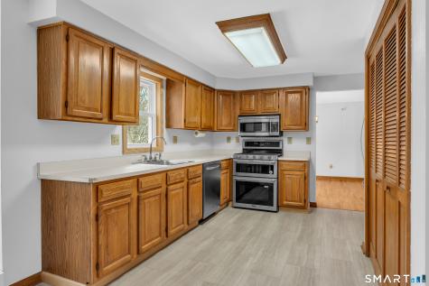 26 Pent Road Branford CT 06405