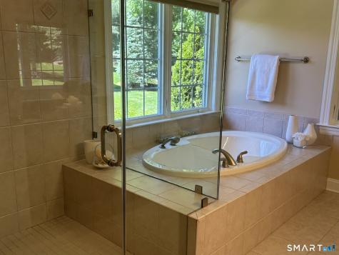 38 Avalon Drive Middlebury CT 06762