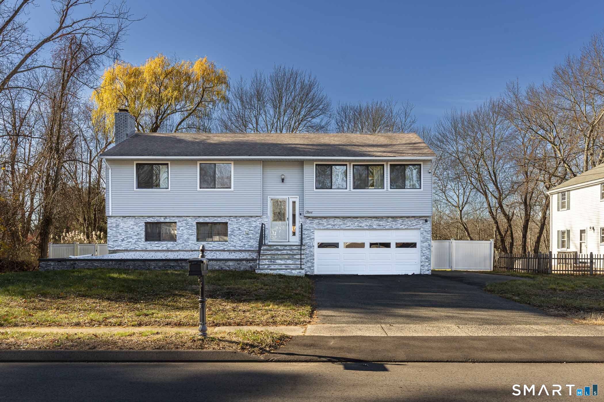 5 Prasser Drive East Hartford CT 06118