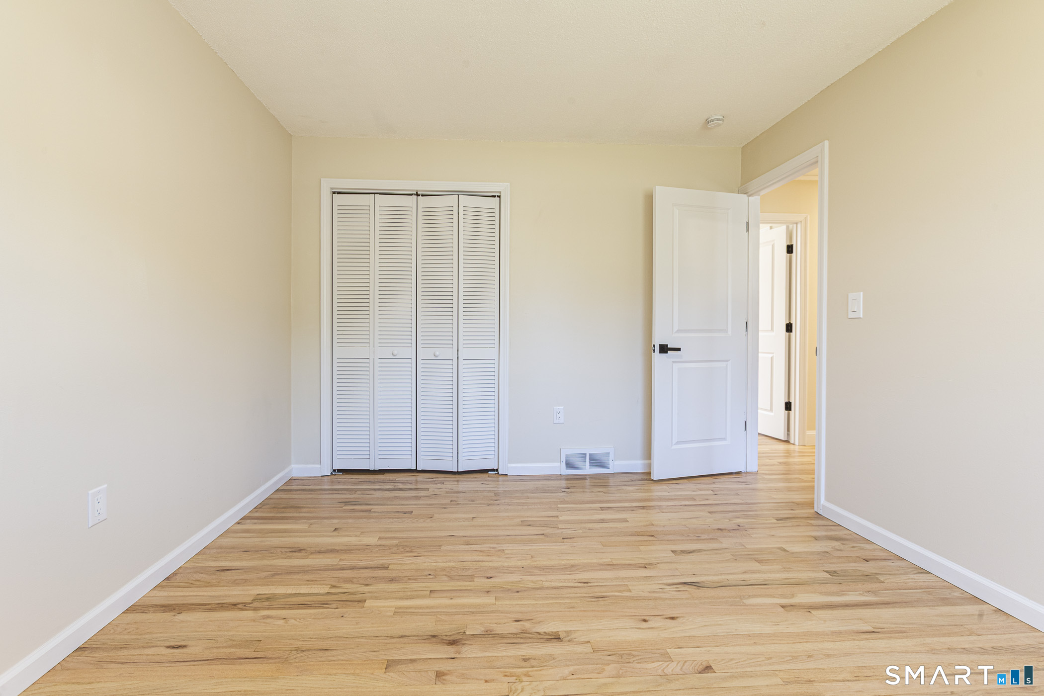 5 Prasser Drive East Hartford CT 06118