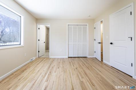 5 Prasser Drive East Hartford CT 06118