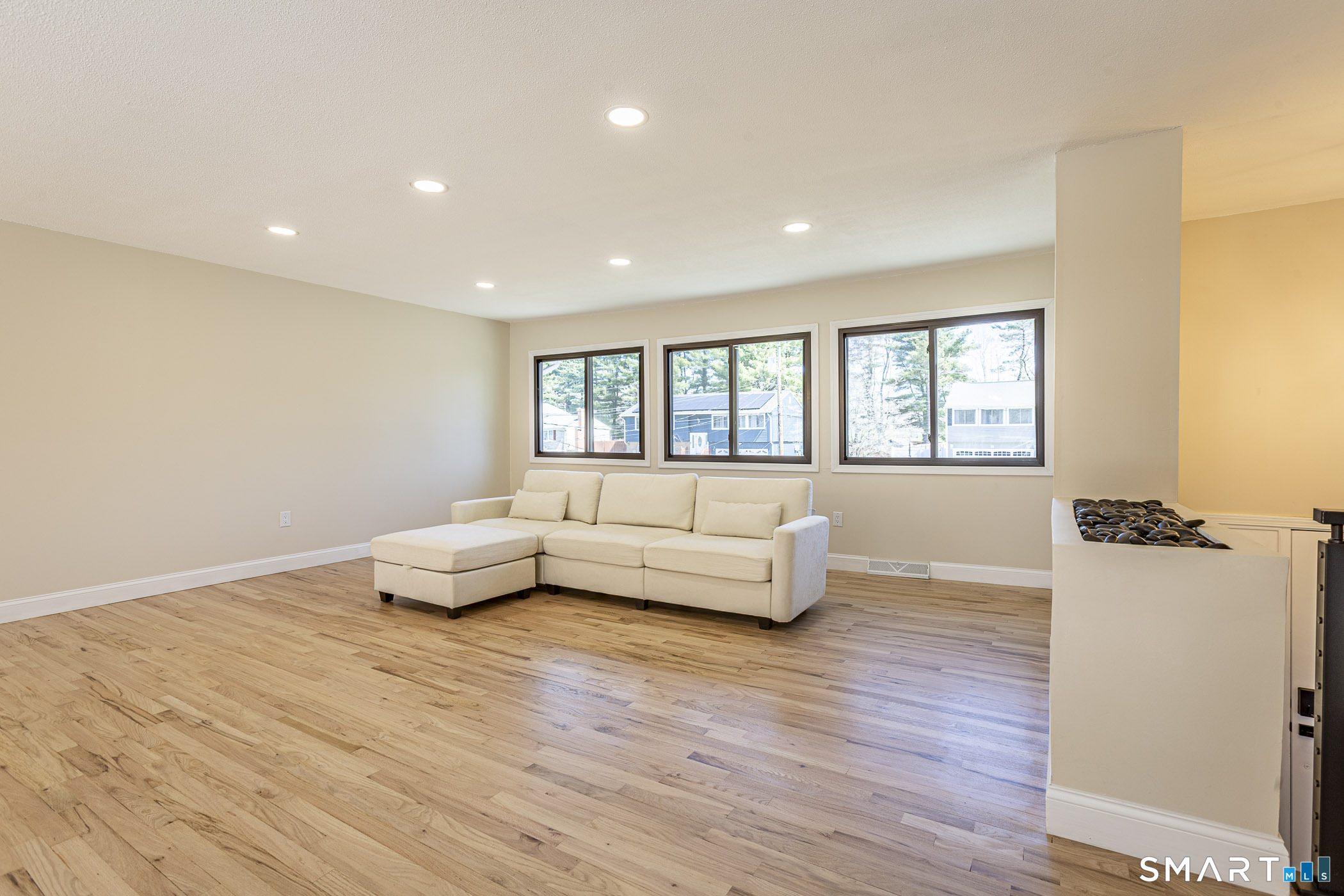 5 Prasser Drive East Hartford CT 06118