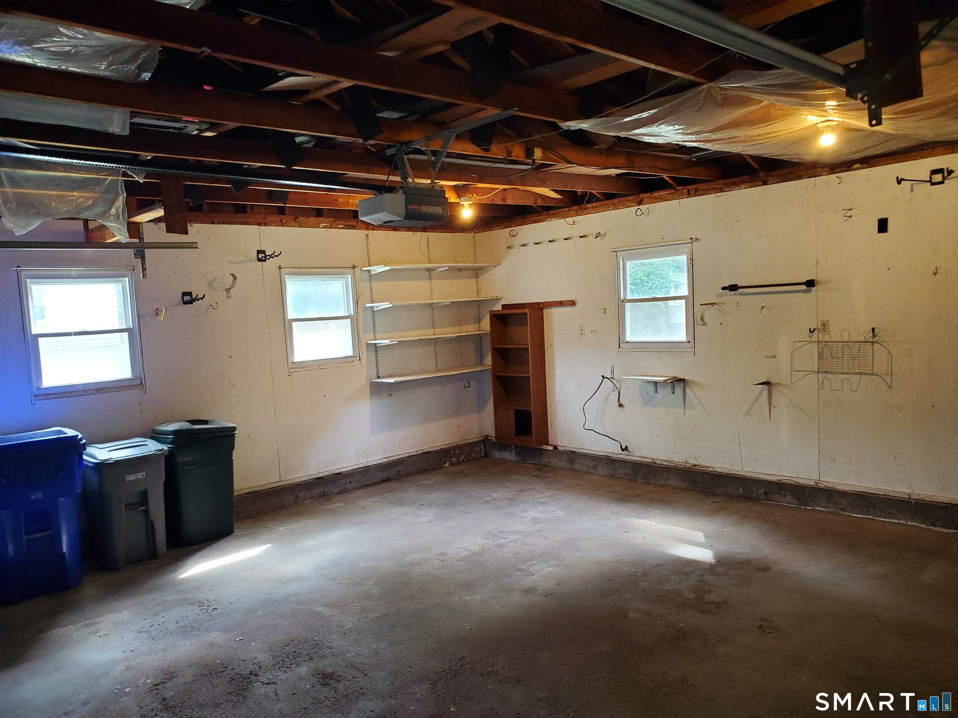8 Rosanne Street Enfield CT 06082