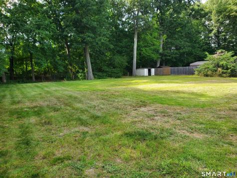 8 Rosanne Street Enfield CT 06082