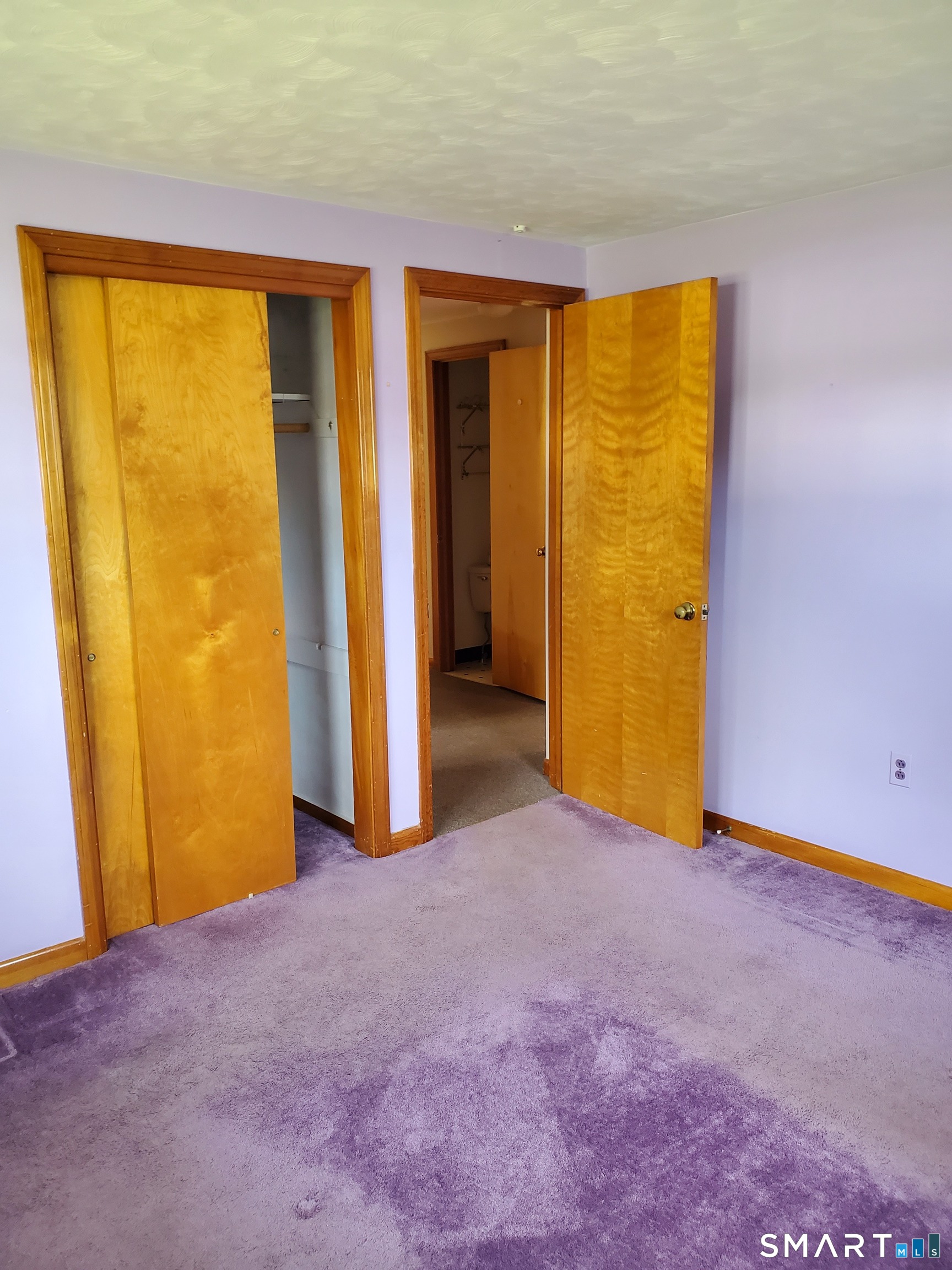 8 Rosanne Street Enfield CT 06082