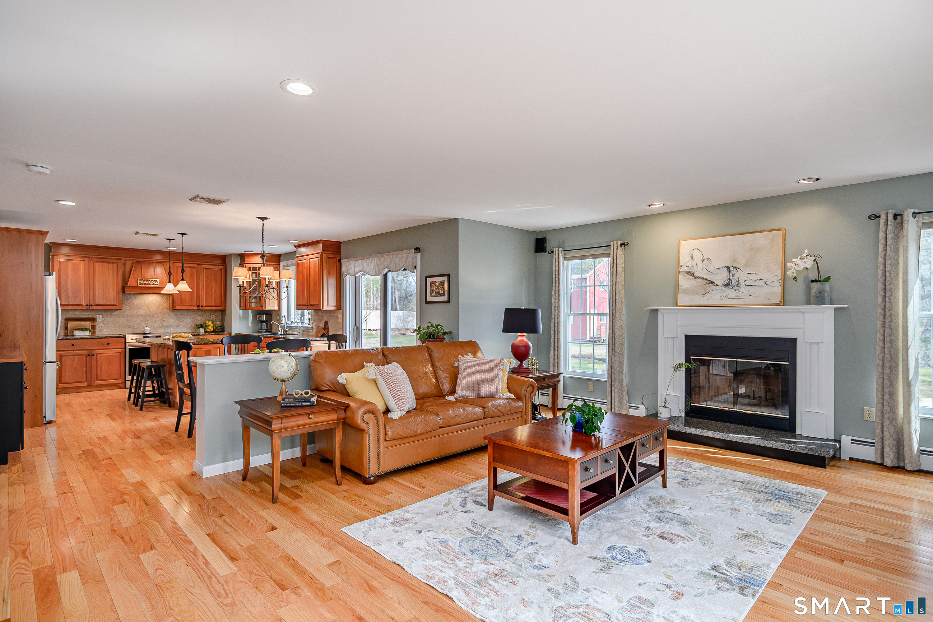 10 Sweetbriar Lane Newtown CT 06482