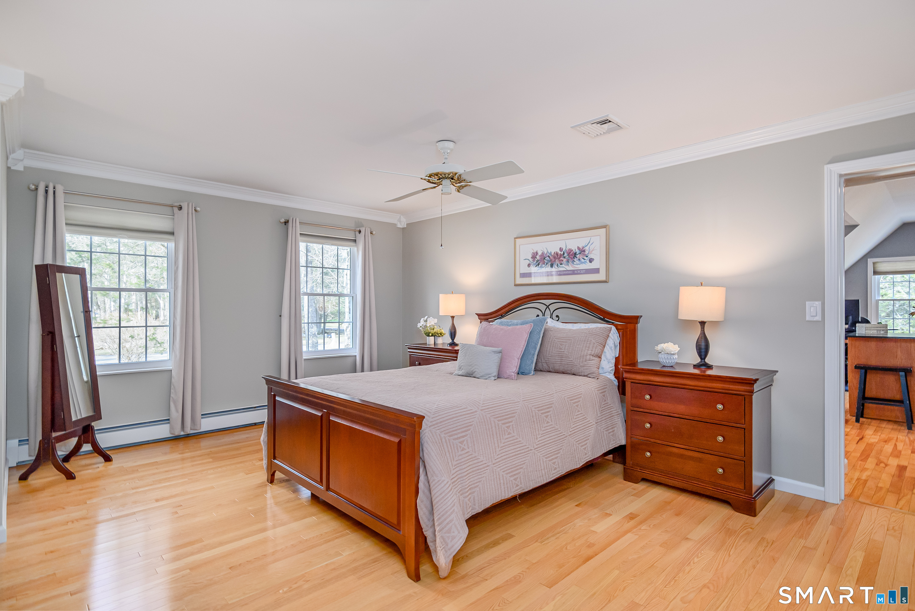 10 Sweetbriar Lane Newtown CT 06482