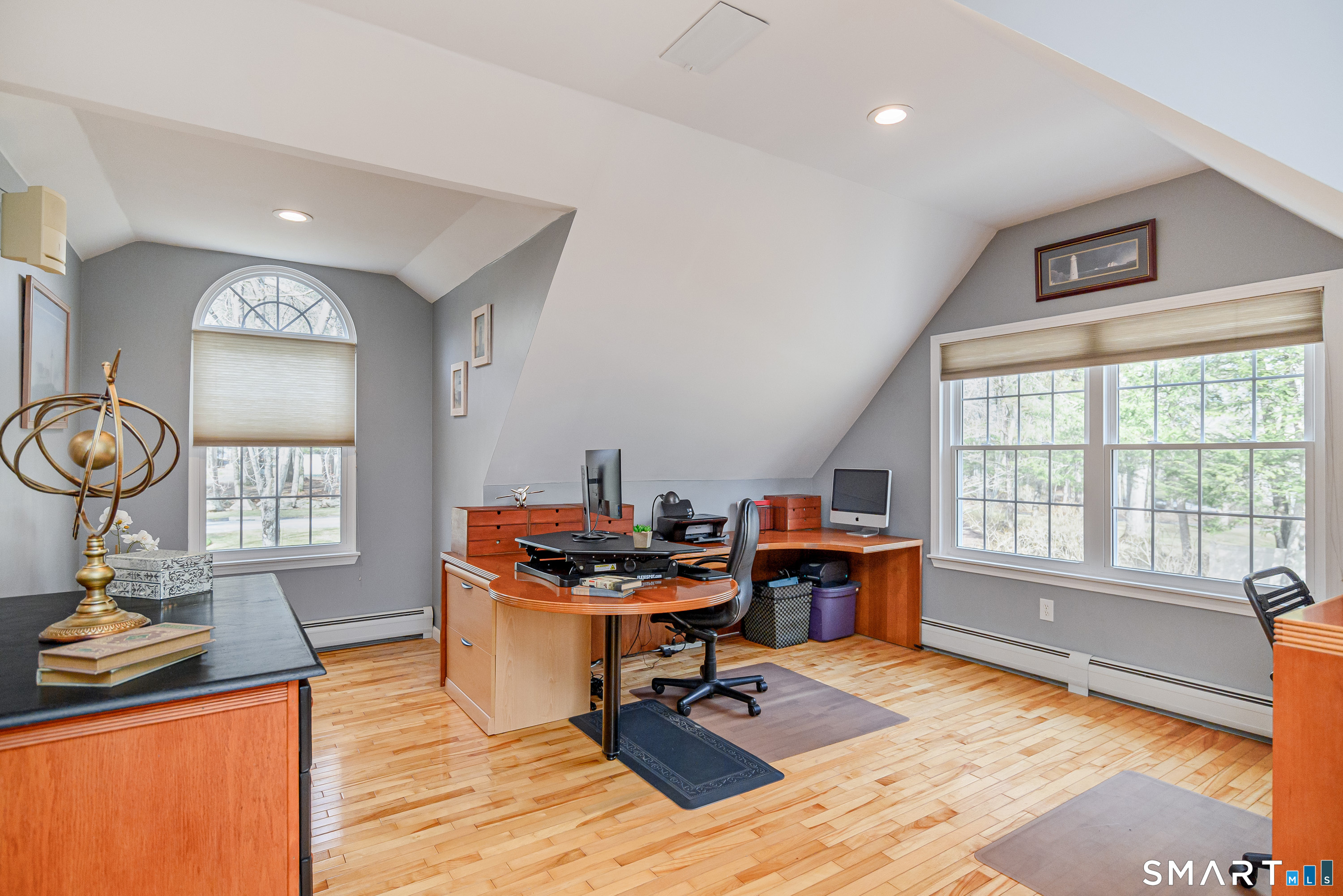 10 Sweetbriar Lane Newtown CT 06482