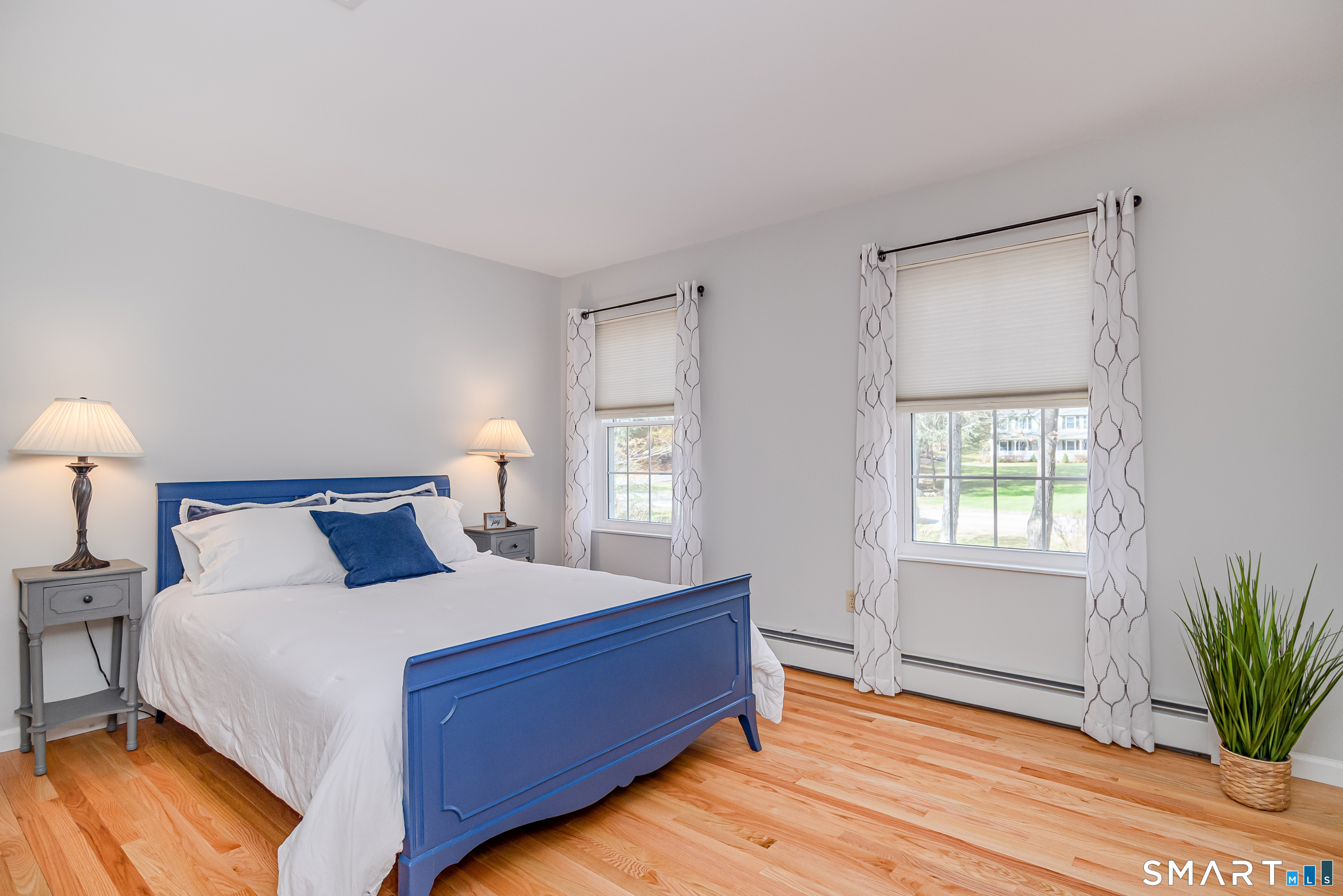 10 Sweetbriar Lane Newtown CT 06482