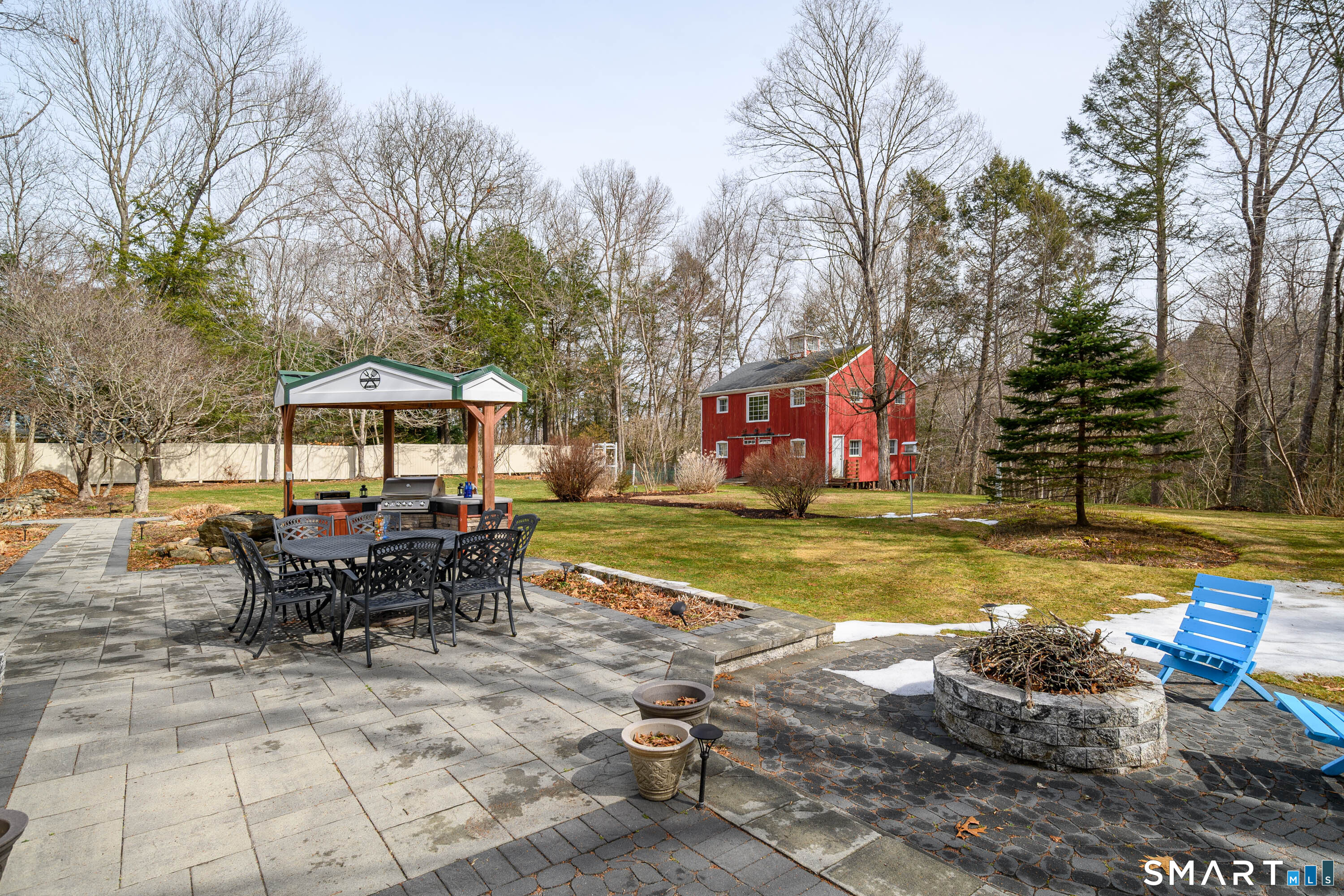 10 Sweetbriar Lane Newtown CT 06482