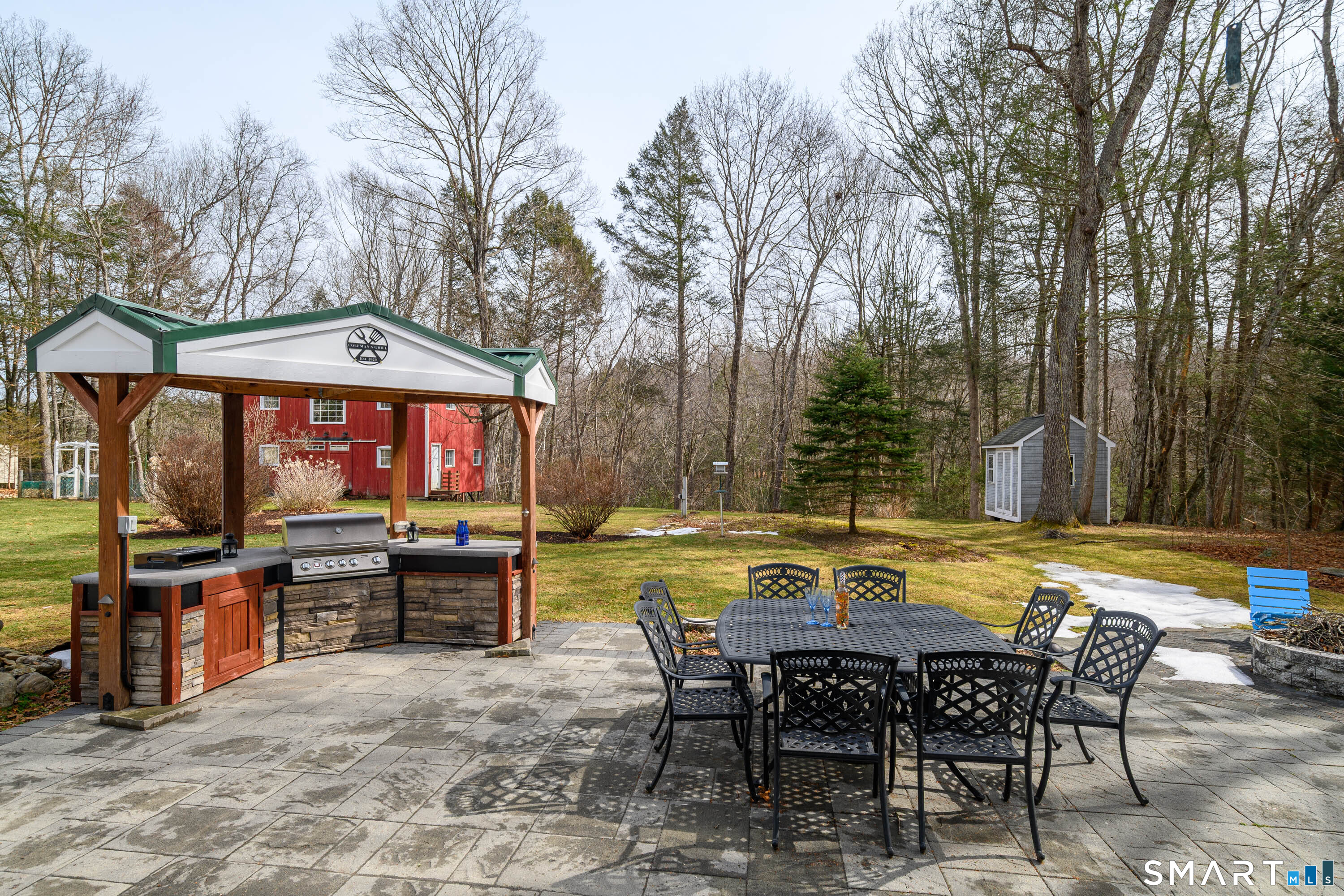 10 Sweetbriar Lane Newtown CT 06482